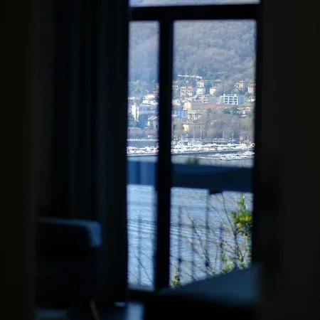 Veranda View Como