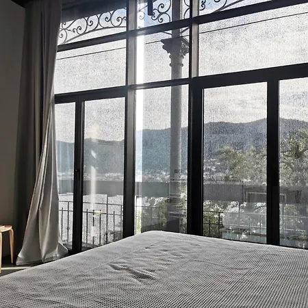 Veranda View Комо